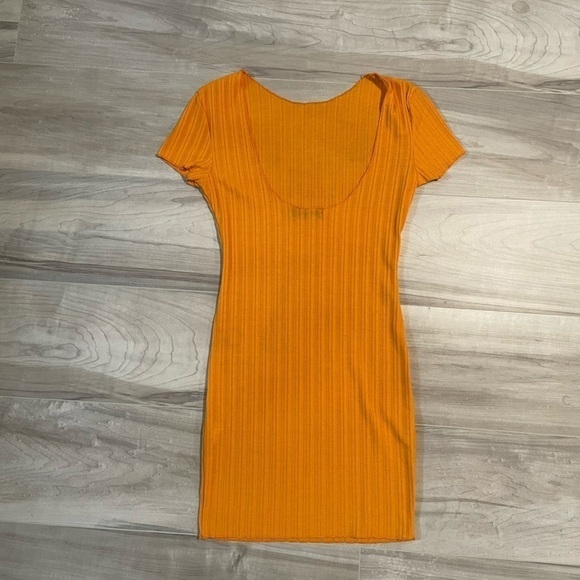 Pretty Little Thing-Orange Frill Edge Scoop Back Short Sleeve Bodycon Dress-SZ 6 - Picture 4 of 12